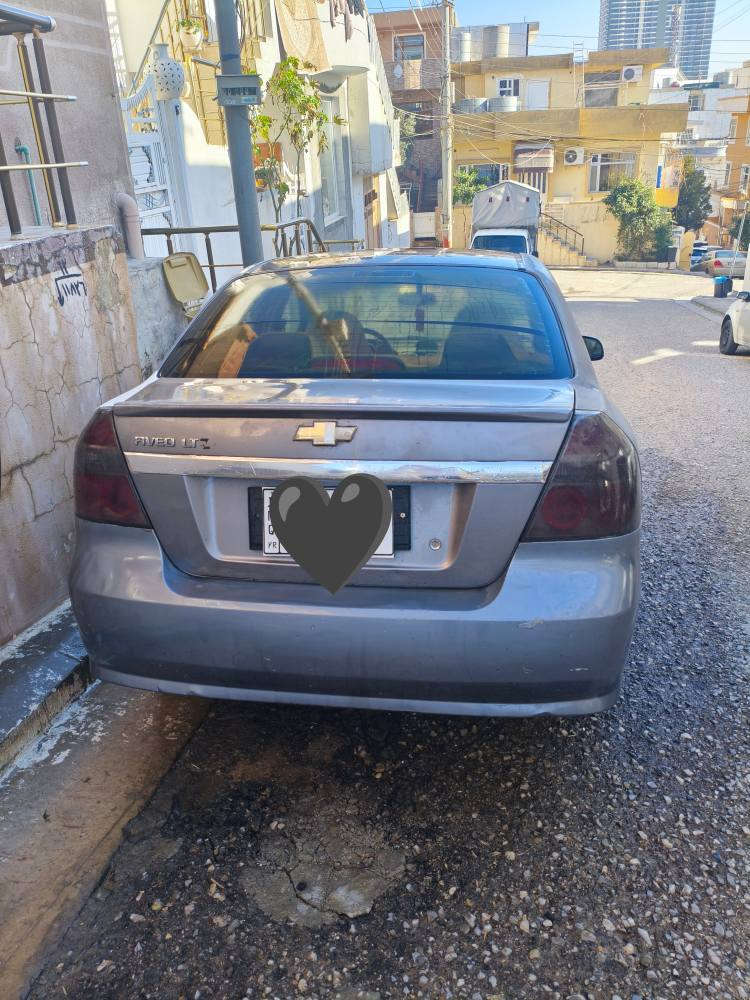 ئەڤیۆ 2008 گێڕ ئۆتۆماتیک

بێ ڕەقەم علوج ساغ ساغ ساغ

موس و بڕاوە بە شەرت

گێڕ و مەکینە بە شەرت

مەکینەی تازە بۆ گۆڕاوە

ڕۆنی تازر بۆ گۆڕاوە

کارەبای هەموو گیانی بە شەرت

تەقە و ڕەقەی بە شەرت  

پێش و دوای کەپس

بێ دەعم و بێ لێدراوی

شاشە ئایپاد 

هەندێک بۆیاخی هەیە بەڵام من بە حیزام بۆیاخ ئەیفرۆشم 

شوێن سلێمانی

30 گەڵا و مەعامەلەیەکی برایانە
***********

*********** السليمانية, العراق
