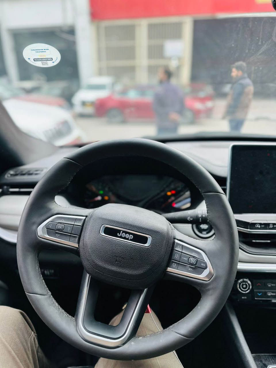 جيب كومباس موديل 2025
مواصفات فول الفول بس بدون فتحه 
لمتت سقف اسود بلادي 
فورويل 
بصمه 
تشغيل عن بعد 
مسار الطريق 
تحديد سرعه 
مانع تزلق 
سكان تحكم 
رادارامامي 
رادار خلفي 
مرايا رادار 
ويلكب 
الصبخ ابيع حيزام 
 تترقم اربيل دهوك سليمانيه 
عنوان اربيل سعر 117 ورقه 
واتصاب ***********9 أربيل, العراق
