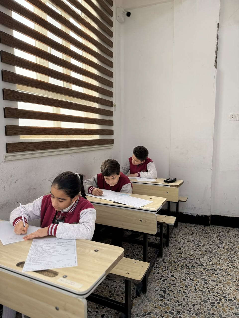 آخر يوم من امتحانات نصف السنة ✨📚
اليوم نطوي صفحة تعب وجهد، ونفتخر بطلبتنا الأبطال وهم يكمّلون آخر اختبار بكل عزيمة وإصرار 👏
كانت أيام مليئة تحدي واجتهاد، واليوم نهايتها مسك وراحة 🌷

نتمنى لجميع طلبتنا عطلة سعيدة، مليئة بالراحة والفرح واستعادة النشاط 💫
وتستاهلون كل خير بعد هذا التعب ❤️
بالتوفيق دائمًا… والقادم أجمل بإذن الله 

للتواصل والاستفسار :
📍 الأنبار - الرمادي - الحوز - قرب مجسر الزيوت
📞 *********** 
 *********** 
#مدرسة_الصباح_الأبتدائية_الأهلية_المختلطة
#مدارس_الصباح 
#الرمادي
