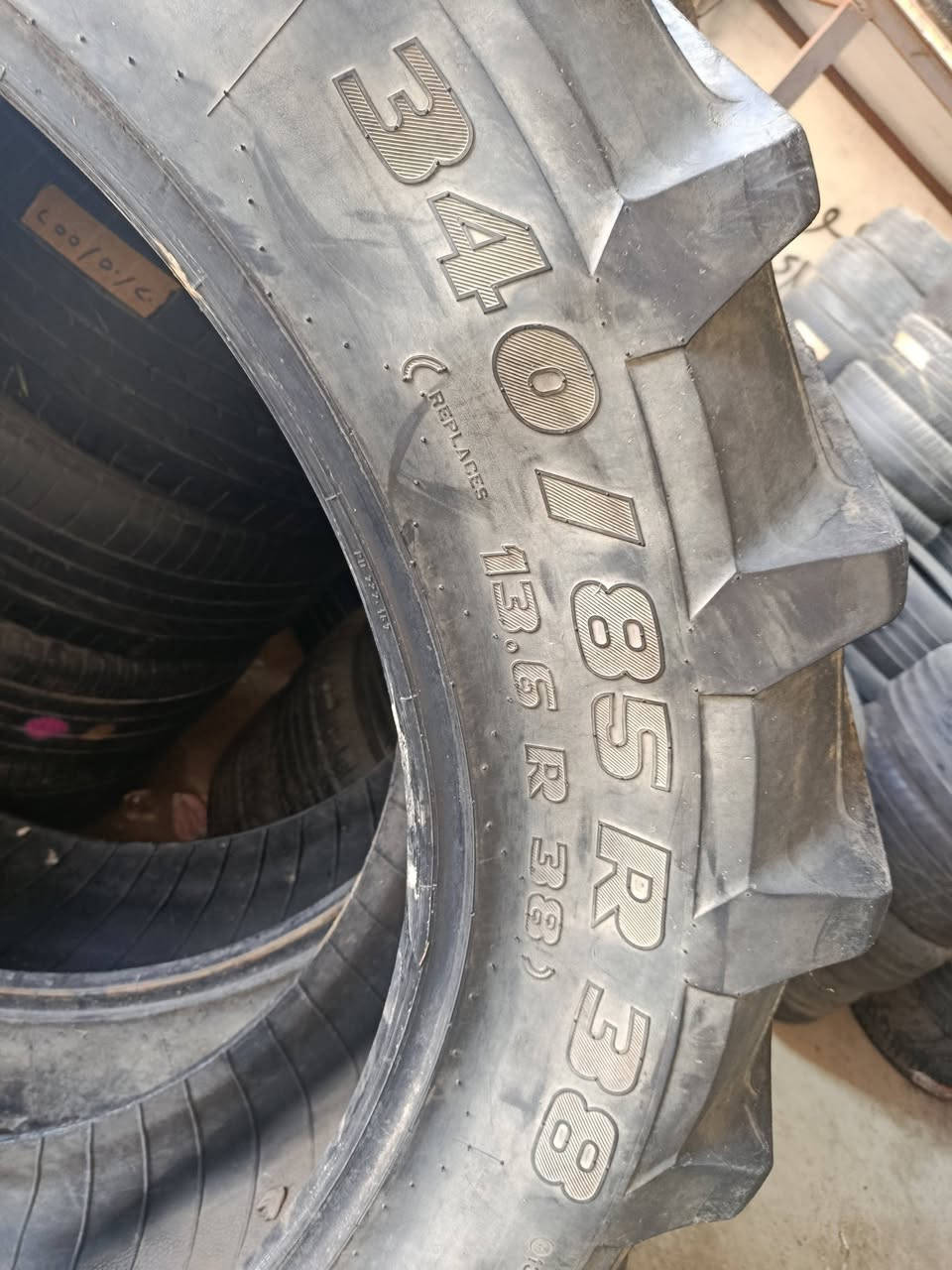 السلام عليكم ورحمه الله وبركاته تايرات بيرلي ايطالي مال حاويه حجم ٣٨ خلفي و٢٤ امامي مجمع سيد يقين ديوانية


**إذا كنت صاحب هذا الإعلان وتريد حذفه لأي سبب، رجاءا أرسل رسالة إلى الدعم الفني**