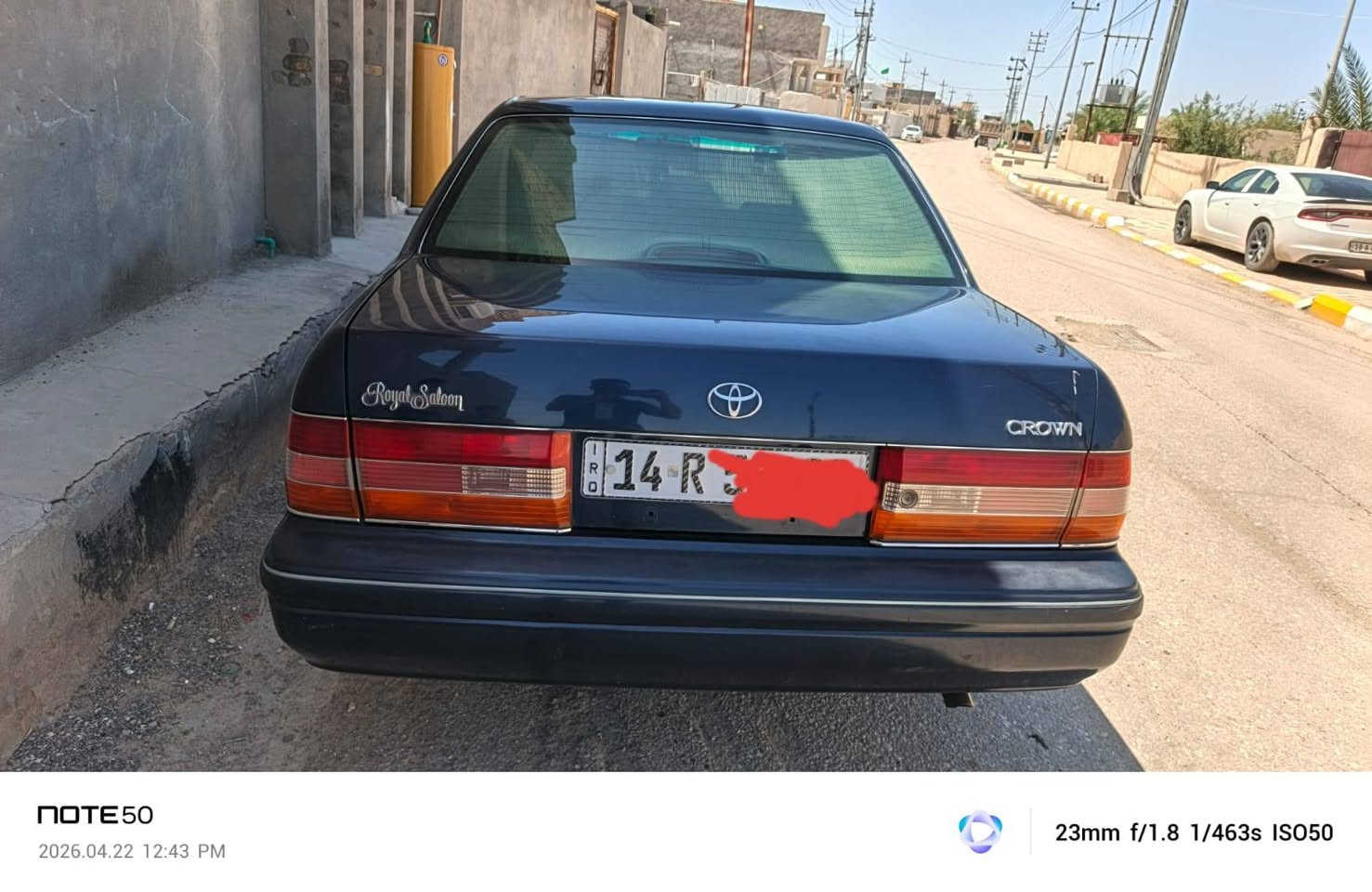 اللهم صل على محمد وال محمد 
كراون راس الثور تكم
اللون نيلي موديل 1999
رقم بصرة دولي بأسمي سنوية لغاية 2030شاصي 55 
كفاله من الصبغ قطرة خياس مابيها  جديدة بمعنى الكلمة دخول جديد تبريد امامي خلفي شغال منظومة تبريد جديدة تخم تاير جديد باتري جديد منظومة بانزين قبل كم يوم شادها دواخل السيارة باكيت دشبول ايسر بلادي تحوير اماراتي دوشة ارضية جلد اقفال الابواب ريموت اصلي 
 مكينة VVT 2500 فيشة واحدة اقتصادي  نصبتها تخبل السيارة بديها صافي يخبل عدى خشم البنيد مأشر علية بالصورة طخه خفيفة
السعر 100$ وبيها مجال 
العنوان ذي قار /الجبايش 
الاتصال *********** 
واتساب ***********
