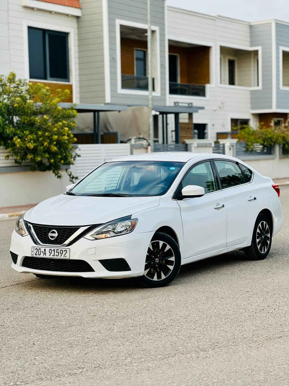 السلام عليكم 
رمضان كريم 🌘 
نيسان سنترا 2017 مواصفات SV 
رقم ديالى سنويه ورقم كله جديد شرط تحويل 
سياره كليين بدون صبغ بدون تبديل 
ماشيه 100 الف فقط 
مكينه 1800
مكينه كير بلادي 
سعر مناسب 118$ وبي مجال كلش بسيط 
مكاني ديالى خانقين
***********
