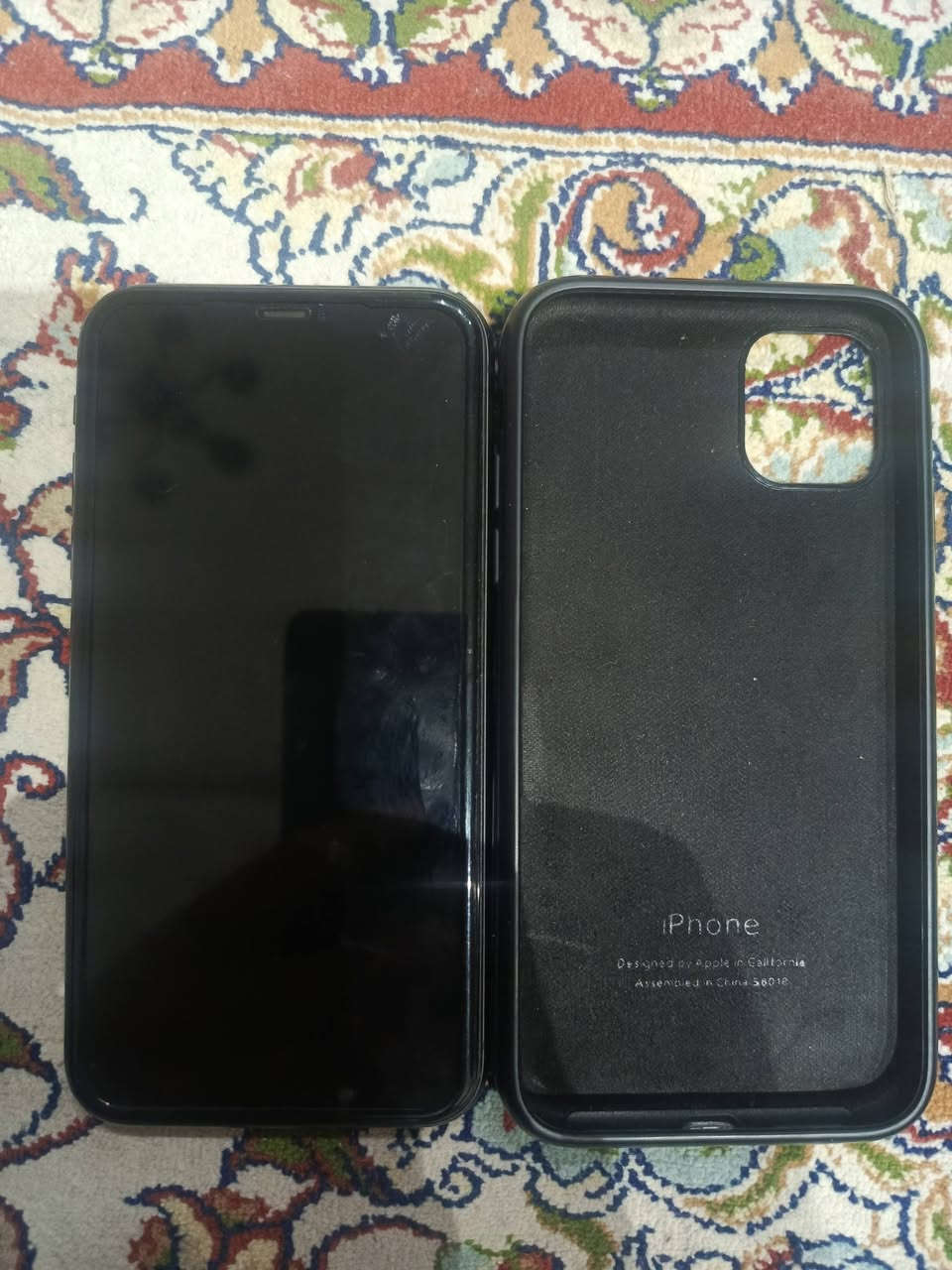 السلام عليكم
جهاز آيفون ١١  
ما مفتوح
بطاريه ٧٣
ذاكره ١٢٨
اللون اسود شاصي نظيف 
ويا ٥ كفرات
فقط مكان شاحنه مايشتغل ويتصلح ب ٢٥ الف 
للبيع سعره
١٧٠ وبي مجال بسيط 
*********** هذا الواتساب
