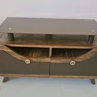 ميز بلازما • خشب تركي • استعمال قليل