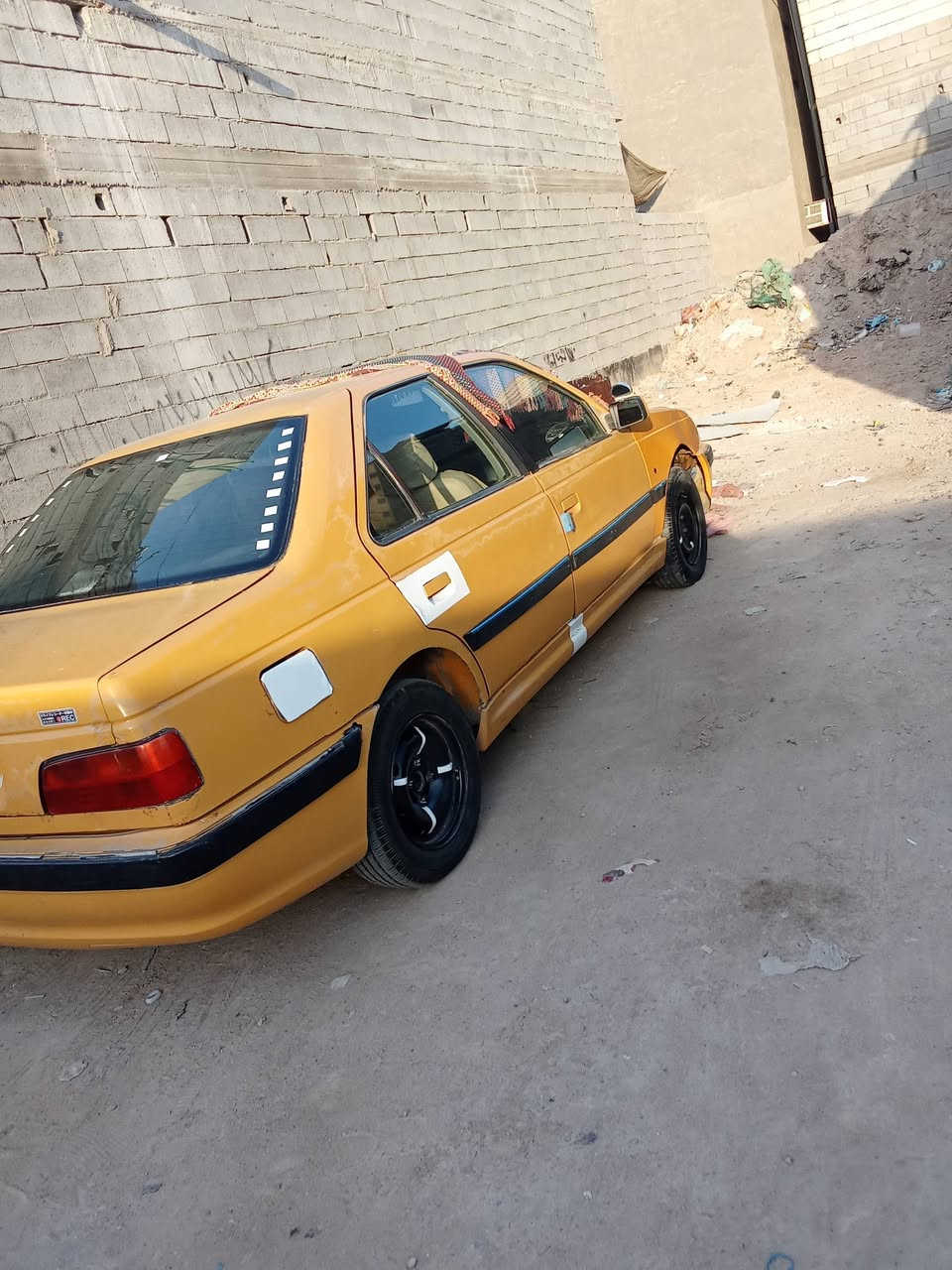 يالله بيجو بارص جاهزه مكينه وكير وتبريد سنويه 29 تخم تاير جديد سياره جاهزة رقم بصره سعرهه 23وبيه مجال العنوان بصره التنومه رقم الهاتف ***********
