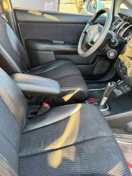 السلام عليكم نيسان تيدا  موديل 2009 خليجيه حادثها تبديل بابتين صفحه سائق وتفاصيلها موجوده بالسونار الموجود وي الصور سعرها 65 وبيها مجال رقمها بغداد بأسمنه ومكاني حي الجهاد ورقمي  ***********
