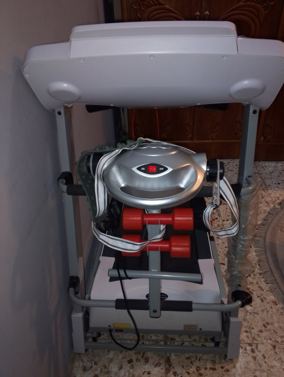 جهاز جري نظافة 100%
السعر 550 الف 
العنوان بغداد الدوره


**إذا كنت صاحب هذا الإعلان وتريد حذفه لأي سبب، رجاءا أرسل رسالة إلى الدعم الفني**