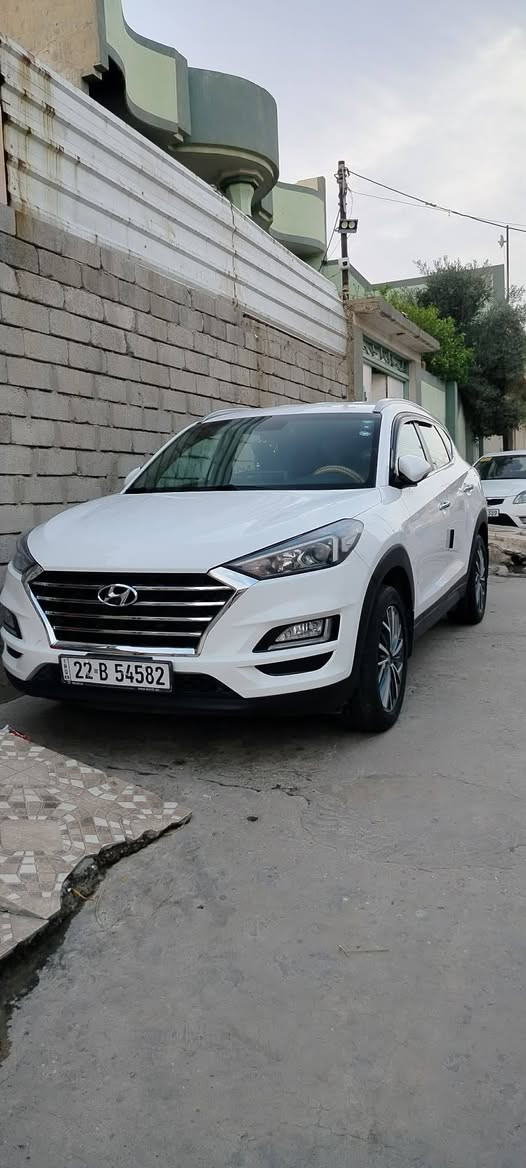 للبيع توسان موديل 19 بدون صبغ بدون بارد سياره جديده مال بيت ماشه 92 بسمي  موصل حي عدن سعر 207 بيها مجال رقم ***********/. ***********
