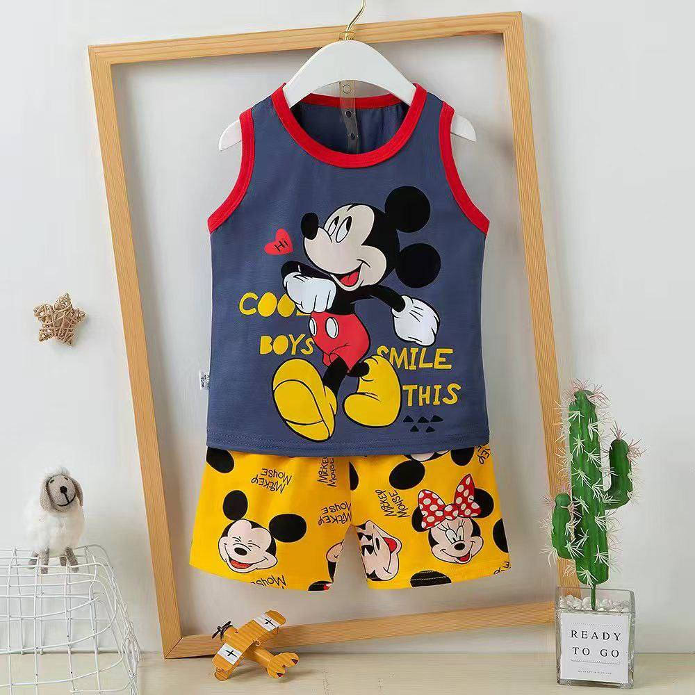 احمد خلوف لملابس الاطفال 
السعر 3000
تراك كيمونة بناتي ولادي 
القياس من1الى 3سنه


**إذا كنت صاحب هذا الإعلان وتريد حذفه لأي سبب، رجاءا أرسل رسالة إلى الدعم الفني**