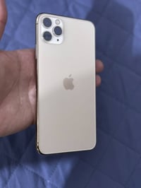 آيفون ١١ برو ماكس • نضيف • بورد مطلوب