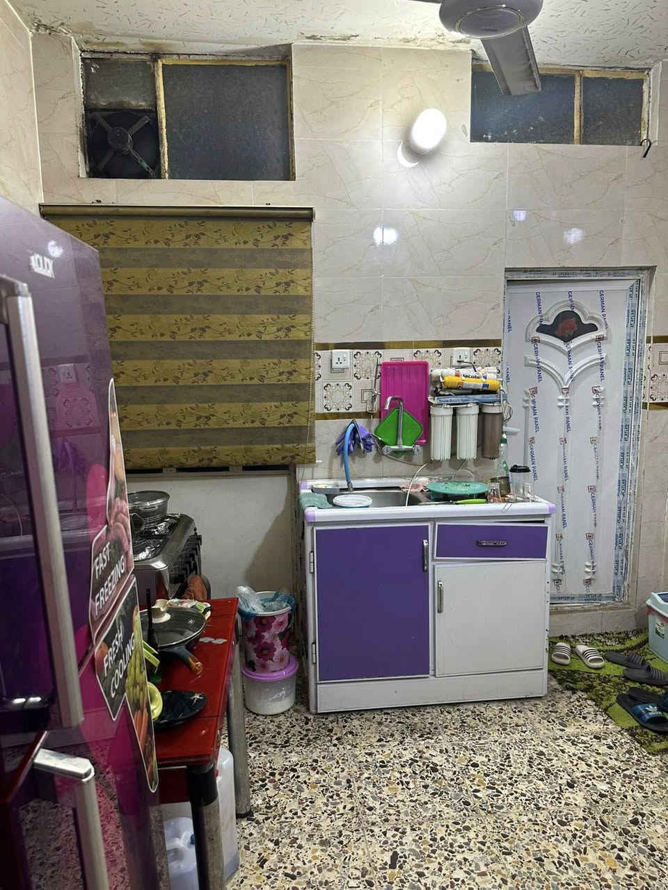 مشتمل طابو صرف للبيع الامين الثانية نواب الضباط شارع الاسراء والمعراج قرب محلات المهداوي للاستفسار الاتصال ع الرقم ***********
