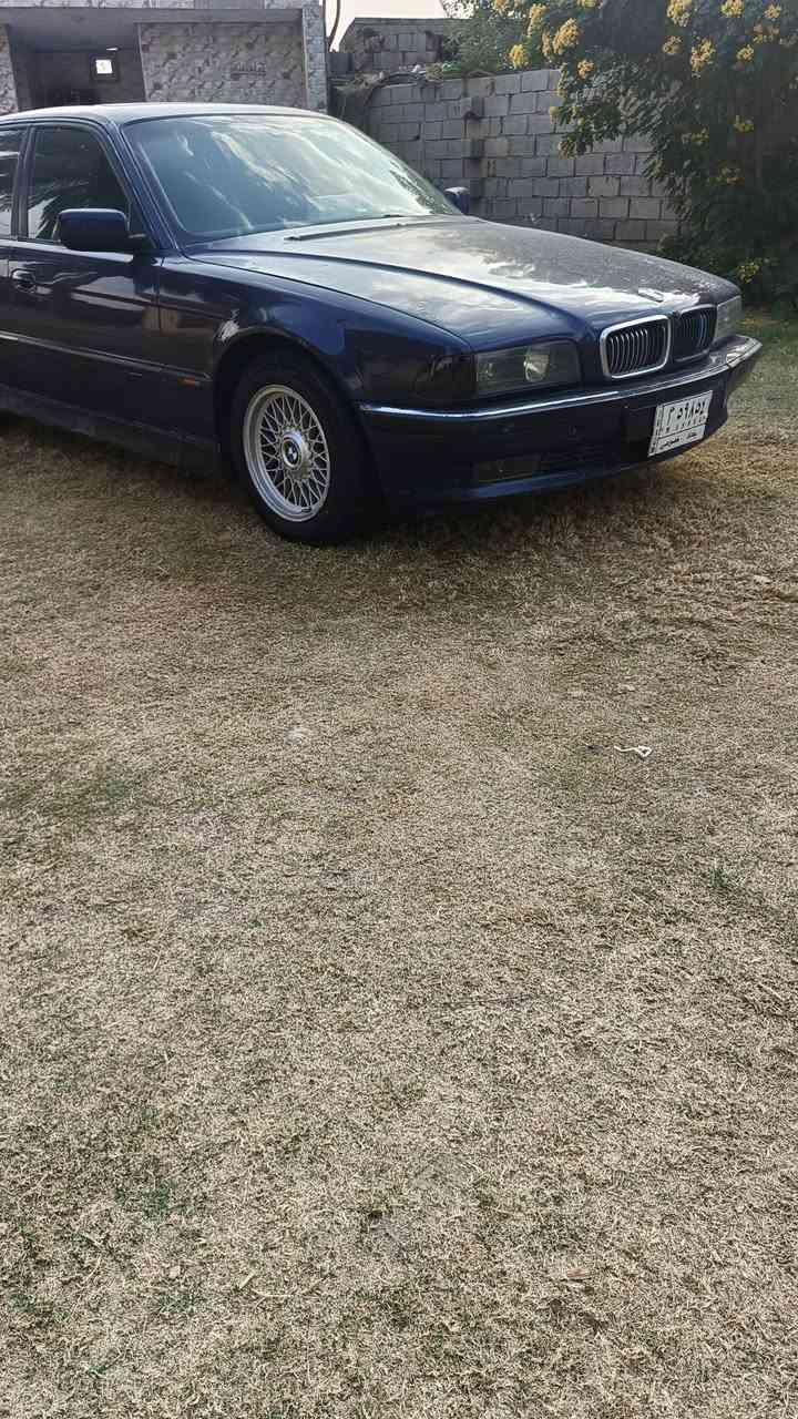 السلام عليكم للبيع بي ام خفاش اوكاسح موديل 1995اصل بليته اوسنوية حجم 730محرك 40اصل كير اومحرك بصندوك حداية جديدة كهربائيات من الطول لطول كله جديد جنطة شفط فتحه معروفه مواصفات الخفاش تخم تاير جديد باتري جديد داينمو جديده ايرفلو جديد عليه ادامه عامة من مجاول بخاخات بلكات مامخلي بيه نقص لوبرغي رقم بغداد مشروع وطني اتراي وين ميعجبك مكاني بابل للستفسار الاتصال ***********السعر 68اوبيه مجال
