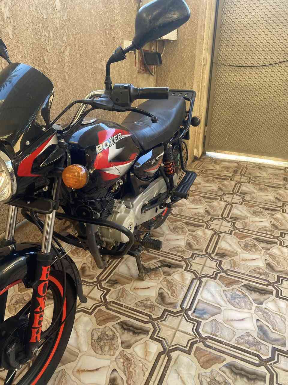 بوكسر 2023 مرقمه لبييع مكينه وكير خير من الله مناقصها شي تراي وين معجبك مكان دراجه ديالى خالص ناحيه هبهب رقم هاتف ***********
