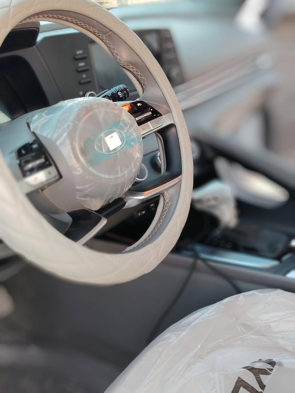 السلام عليكم النتر مديل 2024 خليجي 
فول مواصفات مكفولة كفاله عامه 
ماعده شخط بدعاميه لاماميه
ماشيه 58
سيارة رقم اربيل اب اسم شركة 
السعر 185وبيها مجال لشراي
لاتتصال ***********المكان النجف 
واقع السيارة احلى من صور
