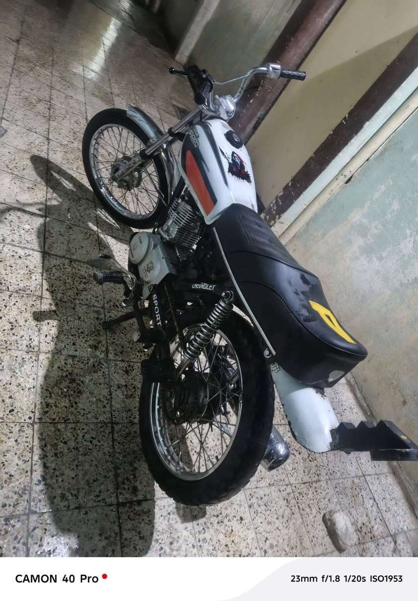 للبيع تايكر 20 بصمه شرط خرسه لا صوت وله صرف كله شرط تحريكه معدل كلجات جدد ماطور جاهز سعره 300 بي مجال شراي اتصل ***********
