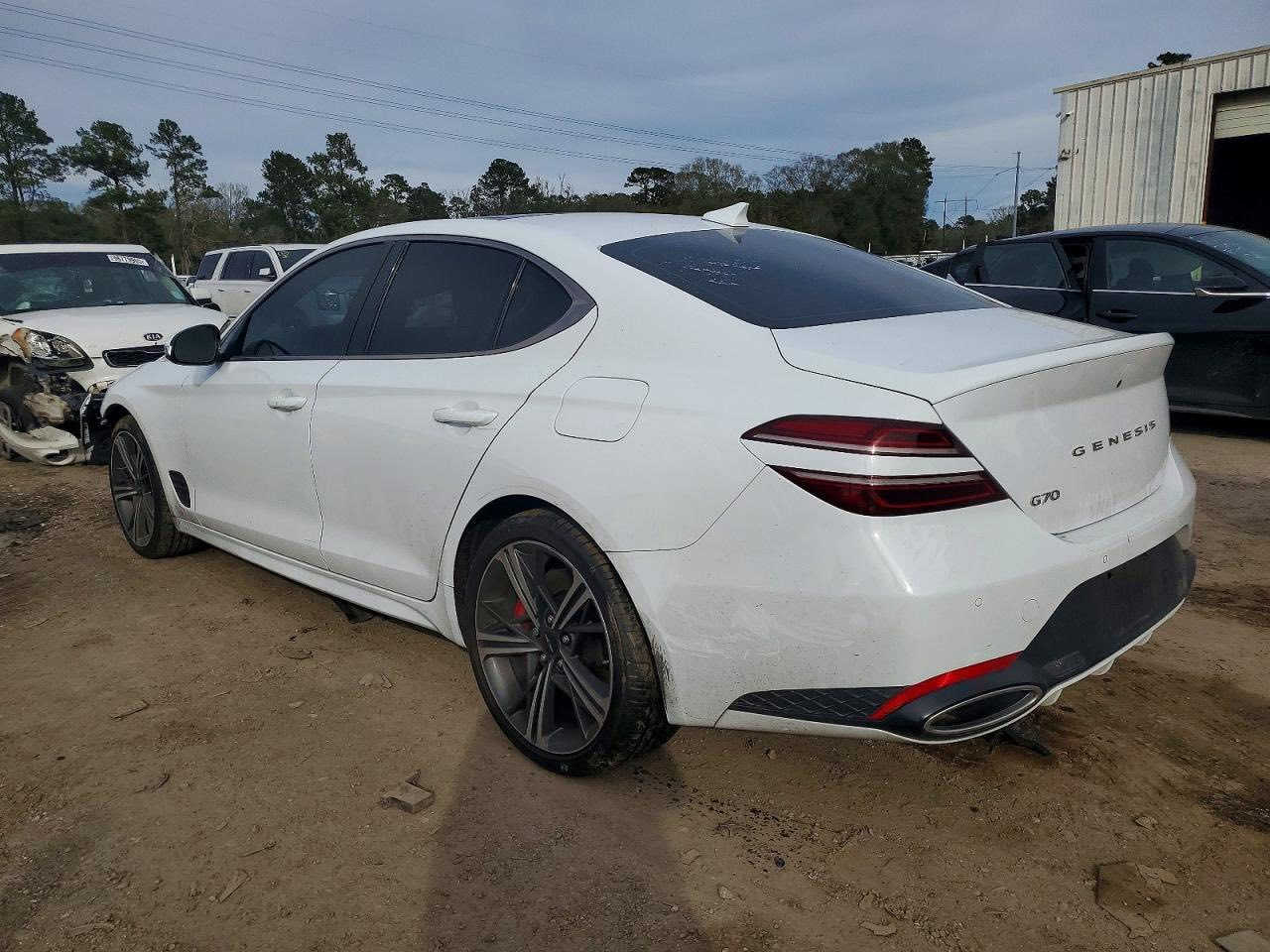 سلام عليكم ...

جنسيزG70  موديل ٢٠٢٤ وارد امريكي فوول مواصفات لاخيير ماشيه ٣١ الف 
بصمه تشغيل 
بصمه ابواب
تشغيل عن بعد
كشنات تدفئه تبريد
ويل جبير كروم 
فجوج احمر 
اشاير مري 
مكينه 2.5 تيرربببو 
بانوراما 
داخل احمرر جلد 
حسابات امامي خلفي
وادارات 
مانع انزلاق
سايد بريك بصمه 
حادث السياره موضح بالصور السياره تستلم واصل عمان 
ترهم شهداء وحره 
***********
