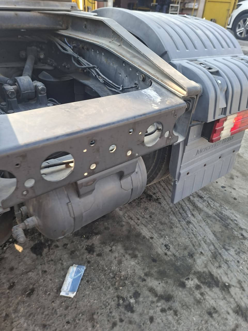 اكسور للبيع حجم ٤٣ موديل ٢٠٠٤رقم سليمانيه مسجله فلات ٣محاور بدون عربانه سنويه جديده هزه جديده شرط التحويل مكانها بغداد الطالبيه سعرها ١٦٥ورقه***********
