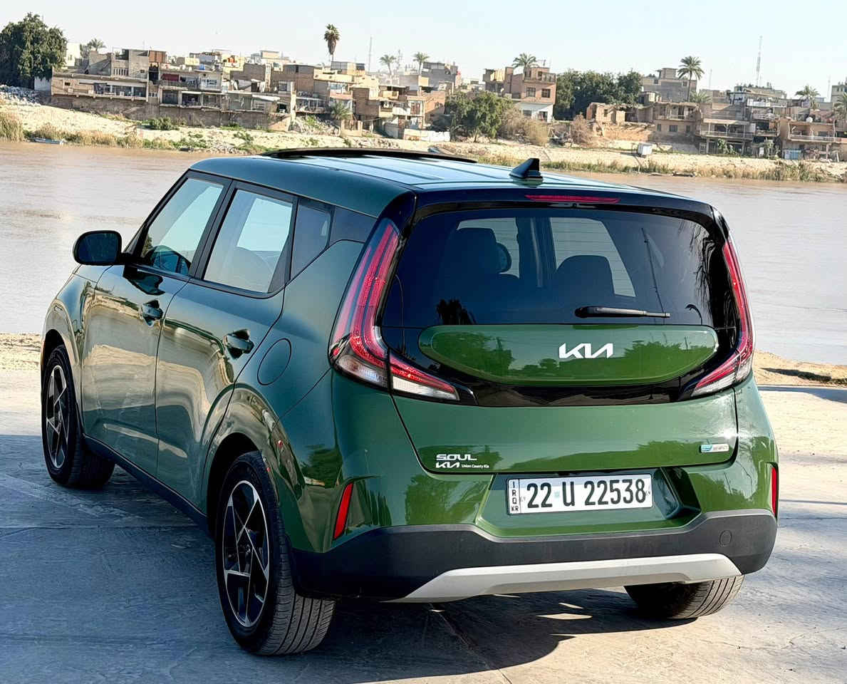 السلام عليكم للبيع فقط بدون مراوس
💚لووون. مميز 💚

كيا صول‼️2023 ‼️ كليين بدون صبغ🔥

دخول جديد. جديده   كلش. بوضع شركة 

رقم اربيل تحول لو وكاله مضمون

المواصفات

فتحة سقف 

شاشة دجتل  

محرك 2000 دوش

رادار امامي

كشن. كهرباء

رادار خلفي

رادار جانبي

تدفئة كشنات

تدفئة ستيرن

شاشة كبيرة

كامرة دوارة

اوتو ستوب

تحديد مسار

قيادة ذاتية

توقف ذاتي 

تنبيه عند مغادرة المسار

كروس سرعة

مانع انحدار

ويل كب حجم 17 لون اسود  

حساسات 360 درجة

وضعيات قيادة

شحن واير ليس

تشغيل عن بعد

بصمه السياره 

بصمه ابواب وتشغيل

وبعد بيهة مواصفات

سيارة جاهزة وكاملة بدون نقص 

‼️حادث  جاملغ بارد. ومكانين بارد صغار. بدون صبغ ‼️صورالحادث مرفقه بلمنشور 

السعر / 168وبيه مجال بسيط

مكاني / بغداد العطيفيه

هـاتف / ***********
