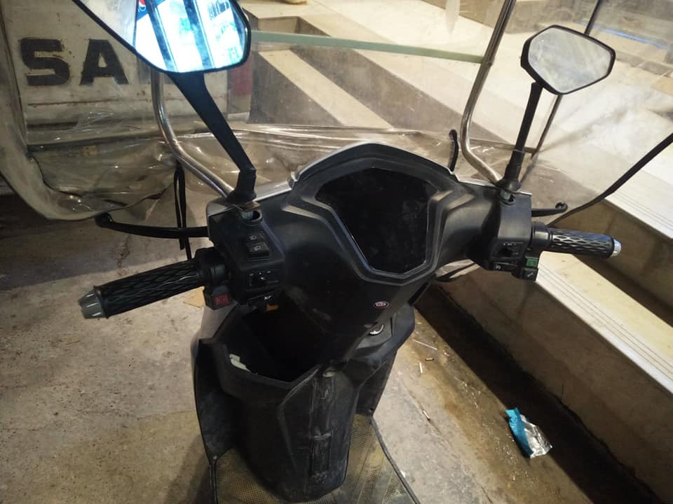 السلام عليكم للبيع ماطور شحن مواصفاتو لايت زنون عالي ناصي تثبيت سرعه 3نمر سرعتو 50 حقيقي ماطور نضيف سعرو 550بي مجال بسيط مكاني موصل ايسر  حي الفلاح الأولى والمو شراي لا يعامل عليه(((( بدون مضله ))))


**إذا كنت صاحب هذا الإعلان وتريد حذفه لأي سبب، رجاءا أرسل رسالة إلى الدعم الفني**