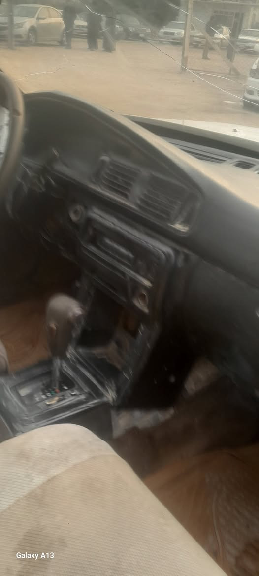 السلام عليكم. شيزر عضم سياره مكفوله بس البك مالته عاطل ولباقي خير من الله السعر24
الرقم ***********
