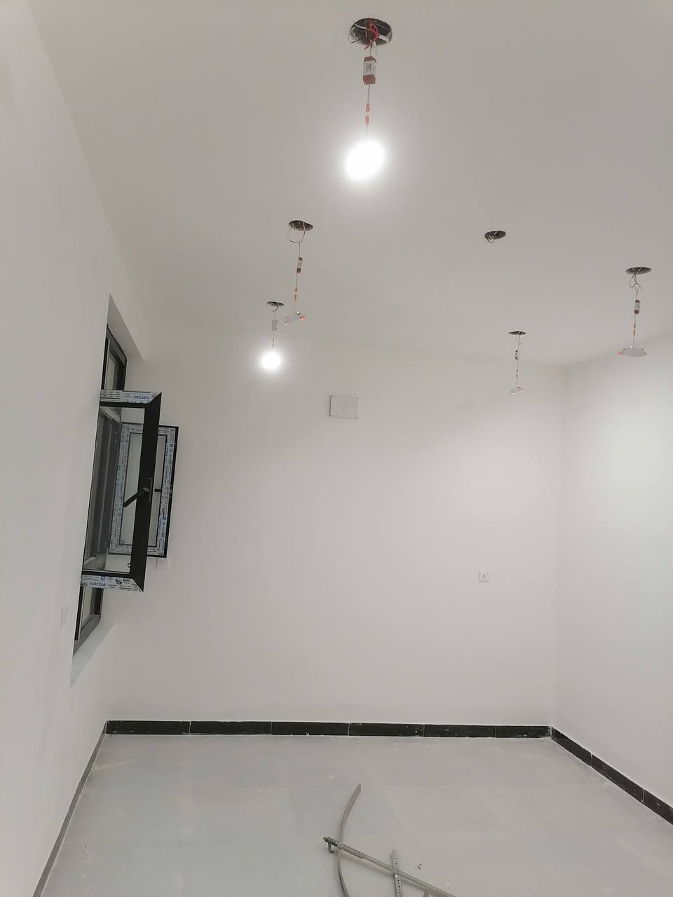 صوبغ مصري خبره وجهات خارجية وداخلي وديكورات ودهانات ابوكسي كيماوي ***********
