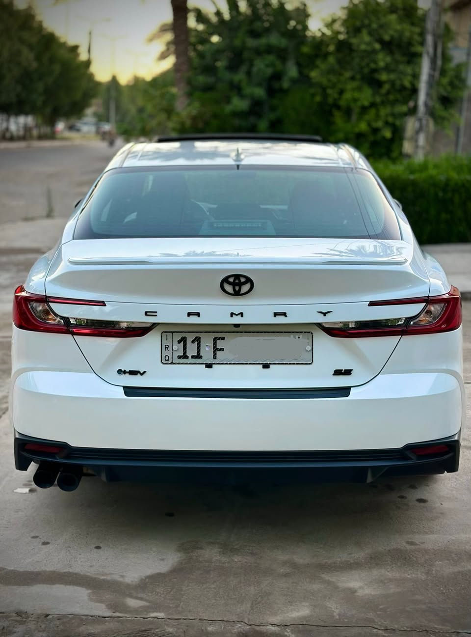 السلام عليكم
كامري هايبرد 2025 CAMRY SE+BLACK   HYBRID 
*مرقم بغداد 
الون : ( ابيض )
        حجم المكينه : 2500 
       
المواصفات :
   0. فتحة سقف 
1. شاشة كبيرة  كاربلَي
2. كامرة خلفية 
3. بصمة 
4. شحن وايرليس
5. رادارات جانبيه360
6. تشغيل عن بعد 
7. قطعتين تبريد
8. هندبريك بصمه
9. كشنات جلد ، كهرباء 
10. ثلاث انظمة قيادة 

*السيارة كفالة من الدعامية للدعامية من الصبغ و التبديل و البارد والشخط ، كلين .
 
السعر:  (اطلب السعر في التعليقات سيأتي إليك خاص مباشرة )
او الاتصال *********** او واتساب
