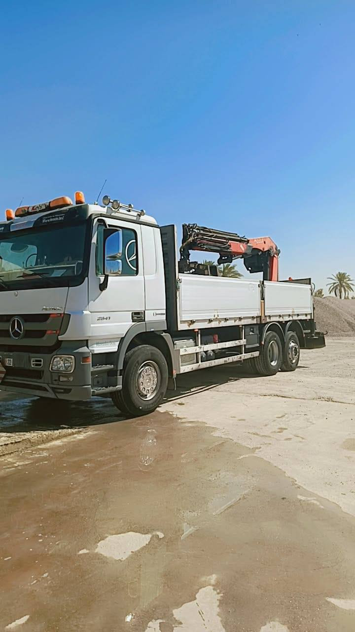 سلام عليكم سياره كرين مديل2012 للبيع حجم 20بافنجر 3سلايت سنكل دوار كامله مواصفات سنويه جديده رقم اربيل للاستفسار ***********
