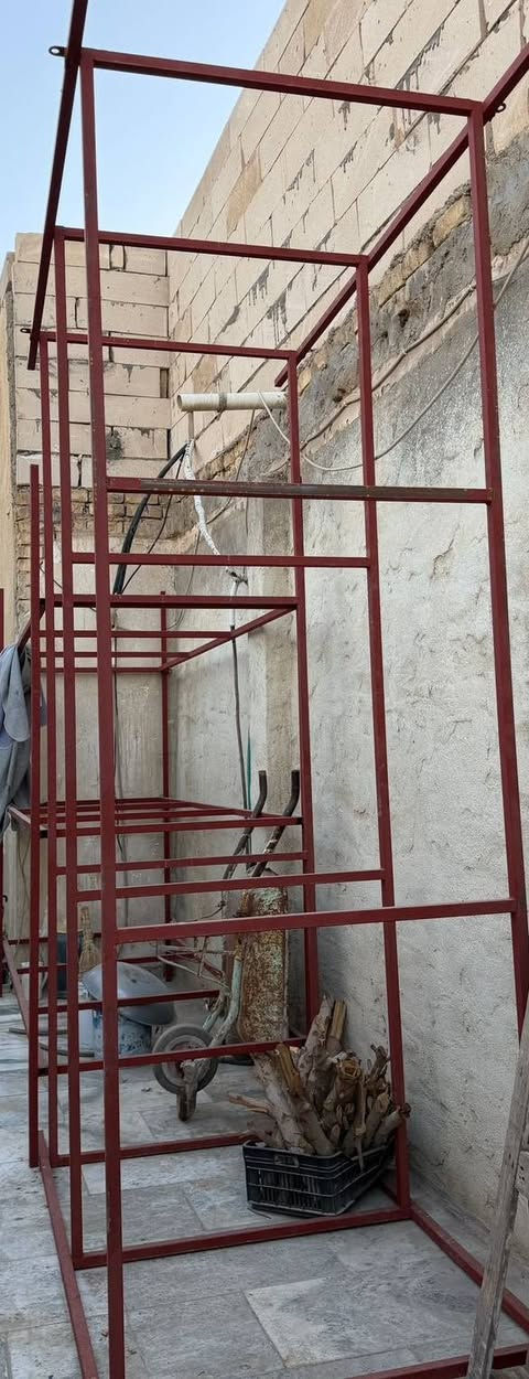 محمل حديدي جديد للبيع عدد 2 
 طول 3 امتار
عرض متر واحد
سعر المحمل الواحد 150

للاستفسار الاتصال على الرقم
***********
