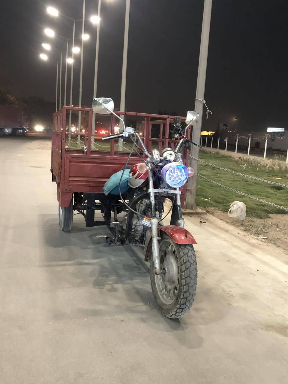 السلام عليكم ستوته للبيع امتيار كامله من كل شيء شغاله نقره سلف عنوان بغداد التاجي ***********/
***********☎️📞
