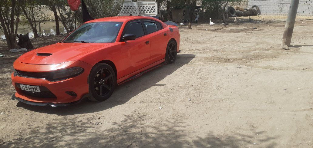 السلام عليكم تشارجر للبيع موديل 16 فول مواصفات من عدا الفتحه ماكينه 3600 تخم تاير حداديه والشرايين اتصل على هذا الرقم وتقبل للمراوس***********
