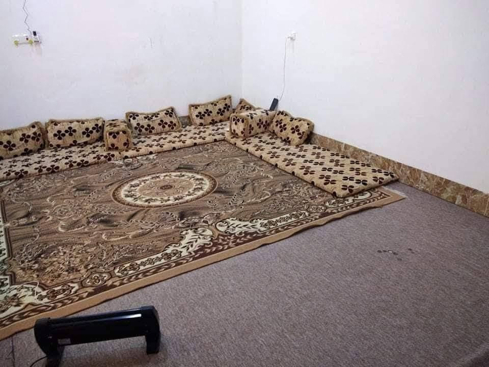 السلام عليكم
دار للبيع في دوميز المساحه 100 متر مربع واجهه ١٢ متر للاستفسار الاتصال على الرقم ***********
