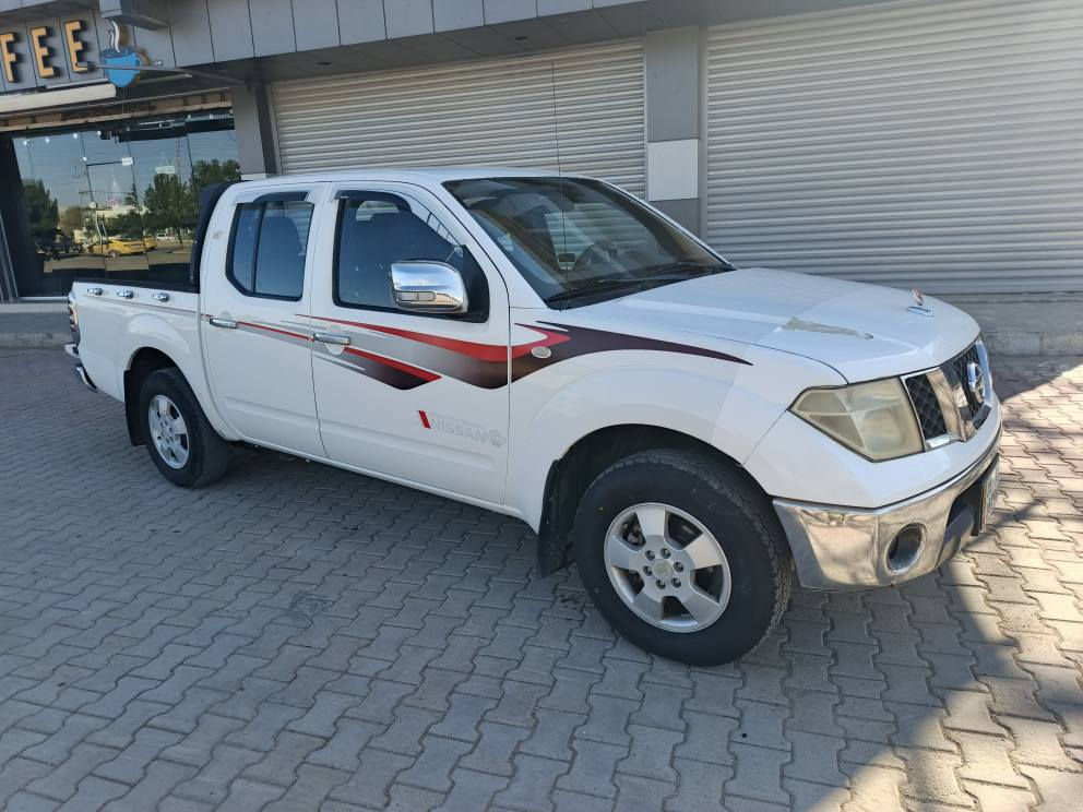 سيارة بيكب نيفارا موديل ٢٠٠٩ للبيع
كيرو ومحرك بطه 
مكفولة من كلشي ماعدا بارد اكو في الصندوك مبين بالصور 
سنويه باسمي رقم سليمانيه مابي اي عيب مناقصهه برغي
السعر ١١٢ ووبي مجال 
للاستفسار الخاص او على رقم ***********
مكان السيارة ديالى خانقين خناقين, ديالى
