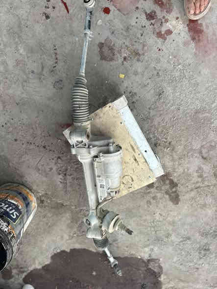 مشط چارجر فتح من سياره مديل 23 اصل دخول جديد بي لحيم بلدنه الخارجيه 
مكاني بصره
سعره350 شراي يتصل

***********
