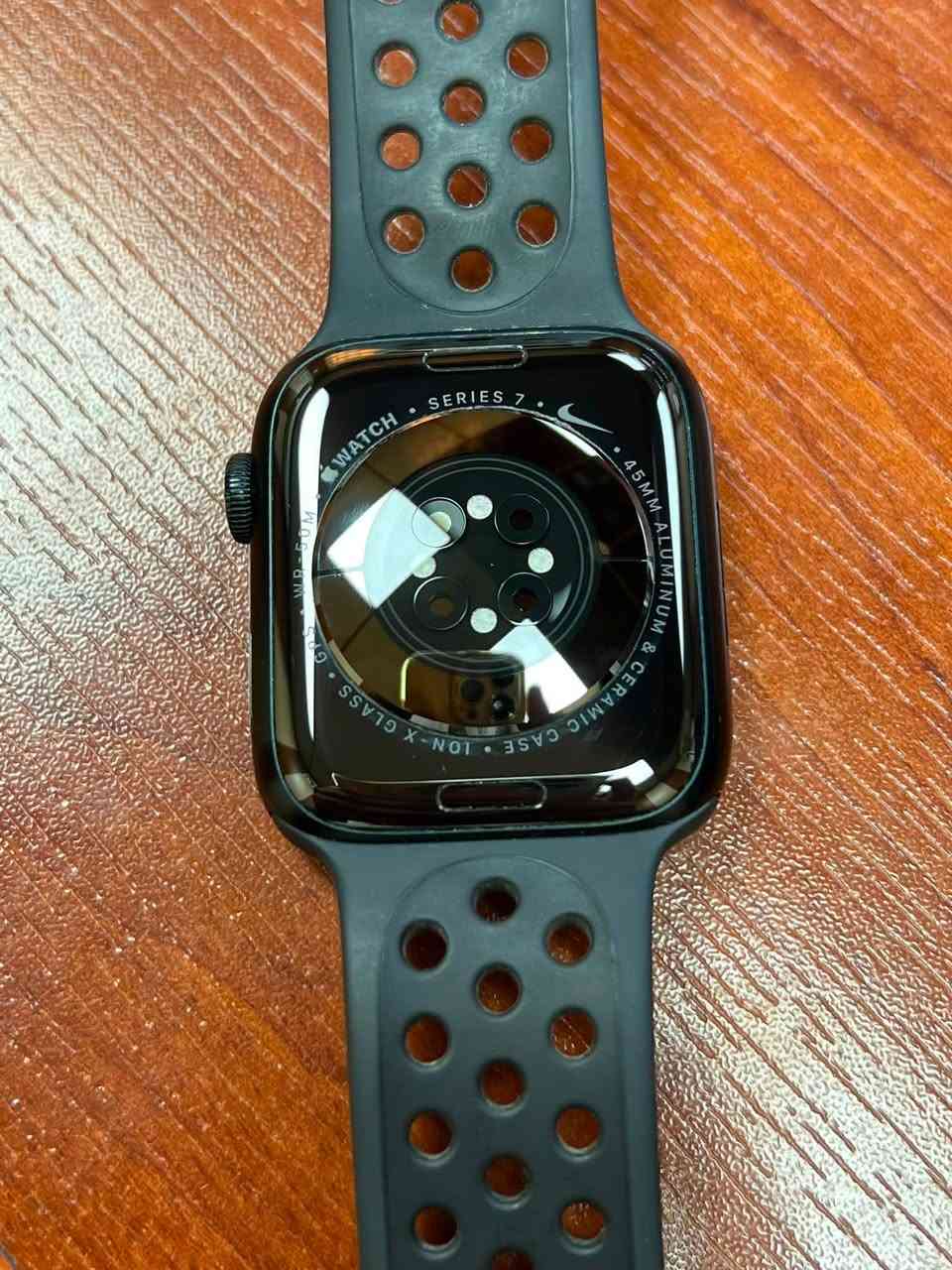 Apple Watch 7 ✔️⌚️45m
السلام عليكم 

ابل واتش جيل 7 اصدار نايك 

حجم الساعة 45 mm

بطارية الساعة 86%

نظافة الساعة 100% والله حتى اظلمها اذا اكول بيها شخطة الساعة وشحانتها الاصلية  ويمك الحساب بعد الساعة موضحة بالصور مصور كلشي بالتفصيل ودقيق علمود توضح الك بشكل كامل 

سعر خاص او اتصال

موصل حي السكر

*********** اتصال + واتساب
