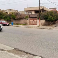 دار للبيع في حي الاعلام مساحه الدار 345م واجهه 15 عمق 23 م الدار ركن م...