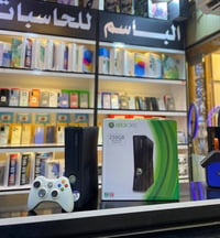 اكس بوكس • ٢٥٦ جيجا • ٤٠ لعبة