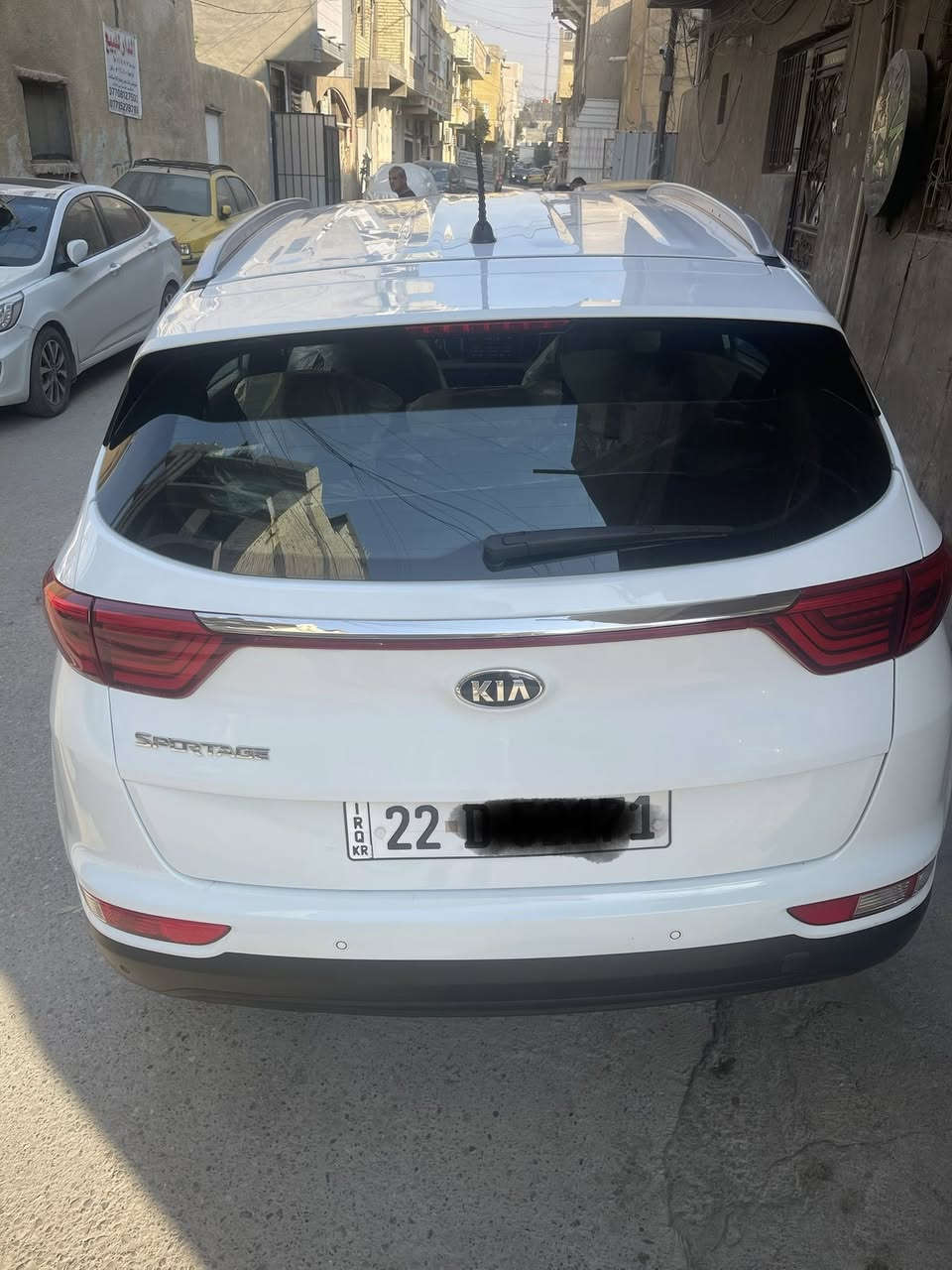 السلام عليكم سيارة سبورتج موديل 2019 فول من عدا الفتحة بيه باب الخلف السايق باردقليل السعر195 وبيه مجال بصيط تتواجد بغداد الاعظمية وموضح امور السياره بلڤديو للاستفسار على //***********
