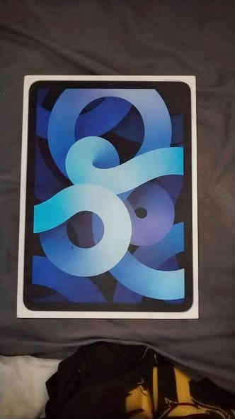 سلام عليكم جميعن ايباد ابل للبيع جهاز كلش نضيف شرط شخط مابي جهاز تاخذه وتترحم لوالديه الله شاهد ذاكره64/بطاريه تقريبن 98/مكاني نجف ارقم ***********/ سعره خاص /
