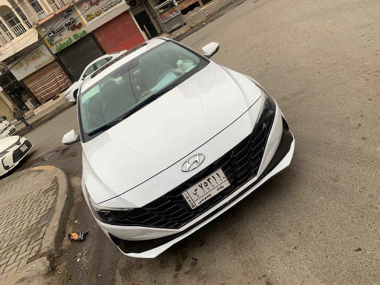 النترا 2022
محرك 2000 دوش 
خليجية 
فتحة سقف
بصمة 
تشغيل عن بعد
نقطة عمياء 
تبريد قطعتين 
شاشة كار بلي 
شاحن وايرلس و كيبل 
سيارة بيها شخط جاملغ امامي و خلفي موجود بالصور بدون صبغ أو تكحيل 
السعر 16800 و بي مجال بسيط 
***********
