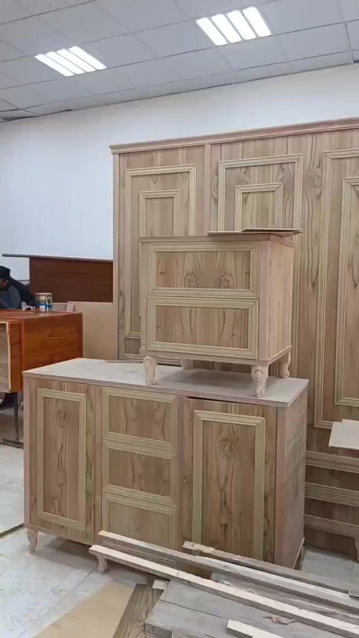 عمل غرفة تزكام عدد ٤باب درجة أولى من انتاج معمل ومعرض الباقر ***********زويريجات،🤍
