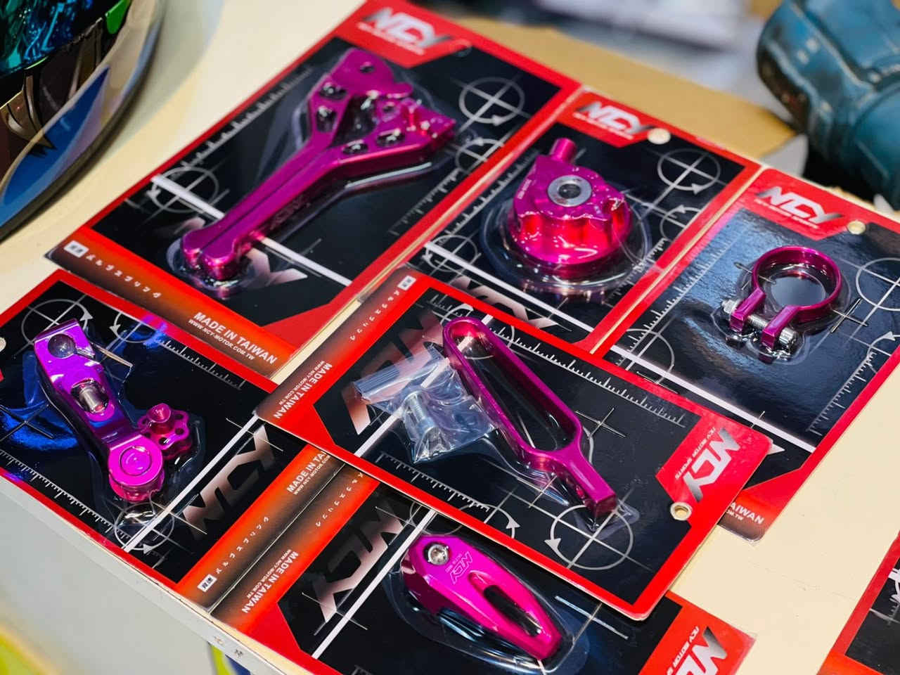 مجمع الحمداني للأدوات والتزويد الحصري 
NCY /RGS/K&S
العنوان الفرع الأول شارع الچاير
الفرع الثاني حي العامل السوك الأخير مقابيل منتزه العبير
توصيل متوفر ***********
