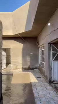 للايجار • ١٥٠م • مقابل مول نون