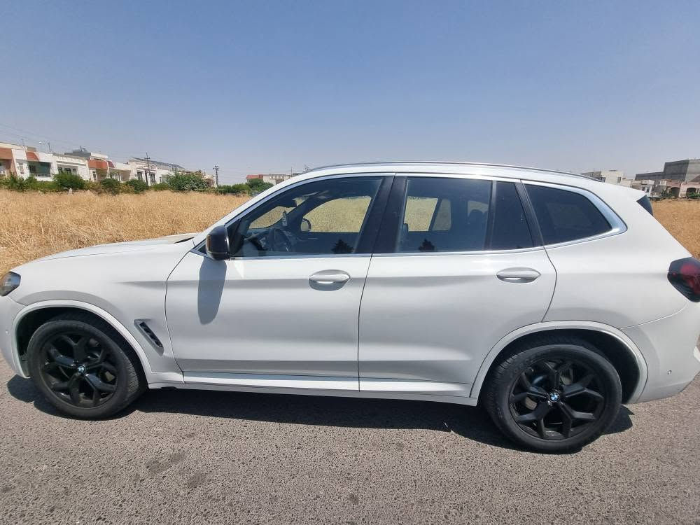 *********** واتس
239$
BMW x30i 2023 sDrive
17500km

مواصفات الأداء والمحرك
المحرك: محرك BMW TwinPower Turbo رباعي الأسطوانات سعة 2.0 لتر
القوة: 248 حصانًا عند 5200-6500 دورة في الدقيقة
العزم: 258 رطل-قدم عند 1450-4800 دورة في الدقيقة
نظام الدفع: نظام xDrive الذكي للدفع الرباعي
ناقل الحركة: ناقل حركة رياضي أوتوماتيكي بثماني سرعات مع مبدلات سرعة يدوية بلاد, صلاح الدين

