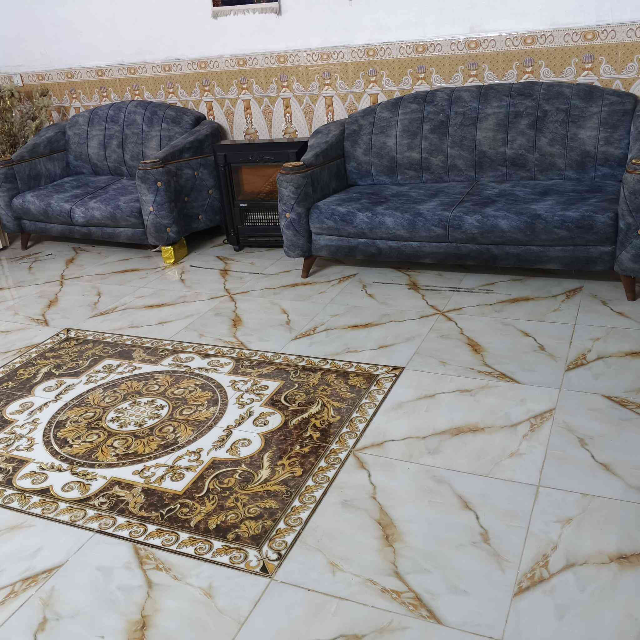 للبيع تخم 10مقاعد250 وبي مجال مع ميز بلازمه 30وبي مجال


**إذا كنت صاحب هذا الإعلان وتريد حذفه لأي سبب، رجاءا أرسل رسالة إلى الدعم الفني**