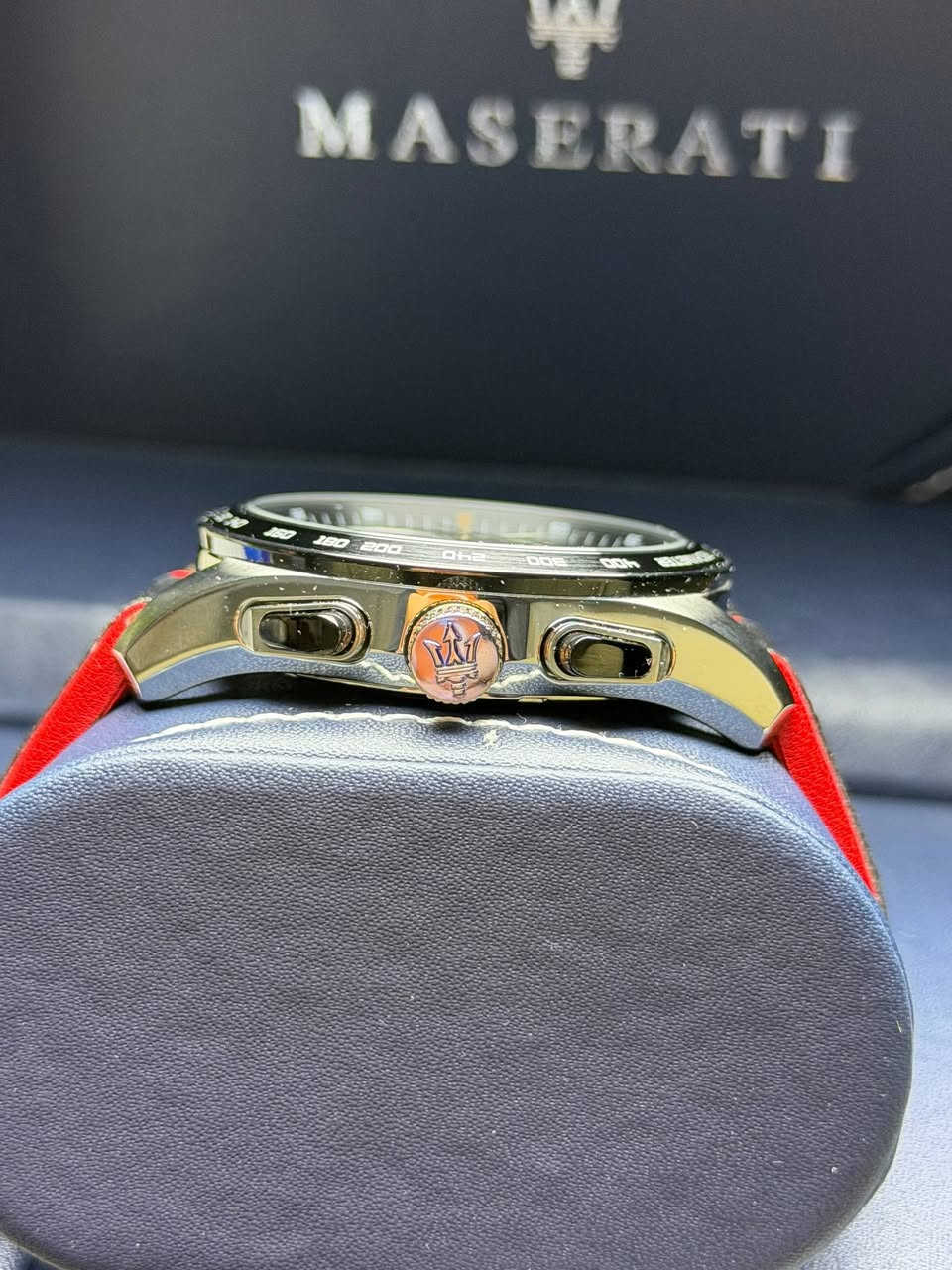 MASERATI
اصلي اورجينال ايطالي 
كاملة المرفقات الاصلية غير مستخدم  
سير جلد طبيعي اصلي مختم 
سنتر ثواني منفصل 
نظام 12،24 ساعة 
تاريخ شهري 
ارقام واميال لامينوس 
مقاومة للماء 100 متر 
ستانلس ستيل بالكامل 

⭕️السعر مناسب جداً للمهتمين 

ملاحظة / جميع الصور من تصويرنا للقطعه

cmYpIDWsqsvtUzegXU


**إذا كنت صاحب هذا الإعلان وتريد حذفه لأي سبب، رجاءا أرسل رسالة إلى الدعم الفني**