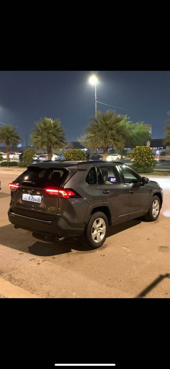 راف فور 2021 وارد امريكي حادثه جاملغ وشوي من الباب شي بسيط بدون دواخل لا لغد ولا شاصي سياره متعوب عليه نضيفه بشكل ماشيه 39 الف 
موصفات XLE
6 وضعيات قياده 
هند بريك كهرباء
كراسي كهرباء بصمه تشغيل 
اوتو هولد 
كامره دواره 
رادارات 360 اطفاء ذاتي في الازدحام
تحديد مسار كروس سرعه 
رقم اربيل هزه جديده تحويل وكاله جاهز 
مكانه البلديات شارع المصرف 
***********
سعر 195 وبيه مجال بسيط بغداد, العراق
