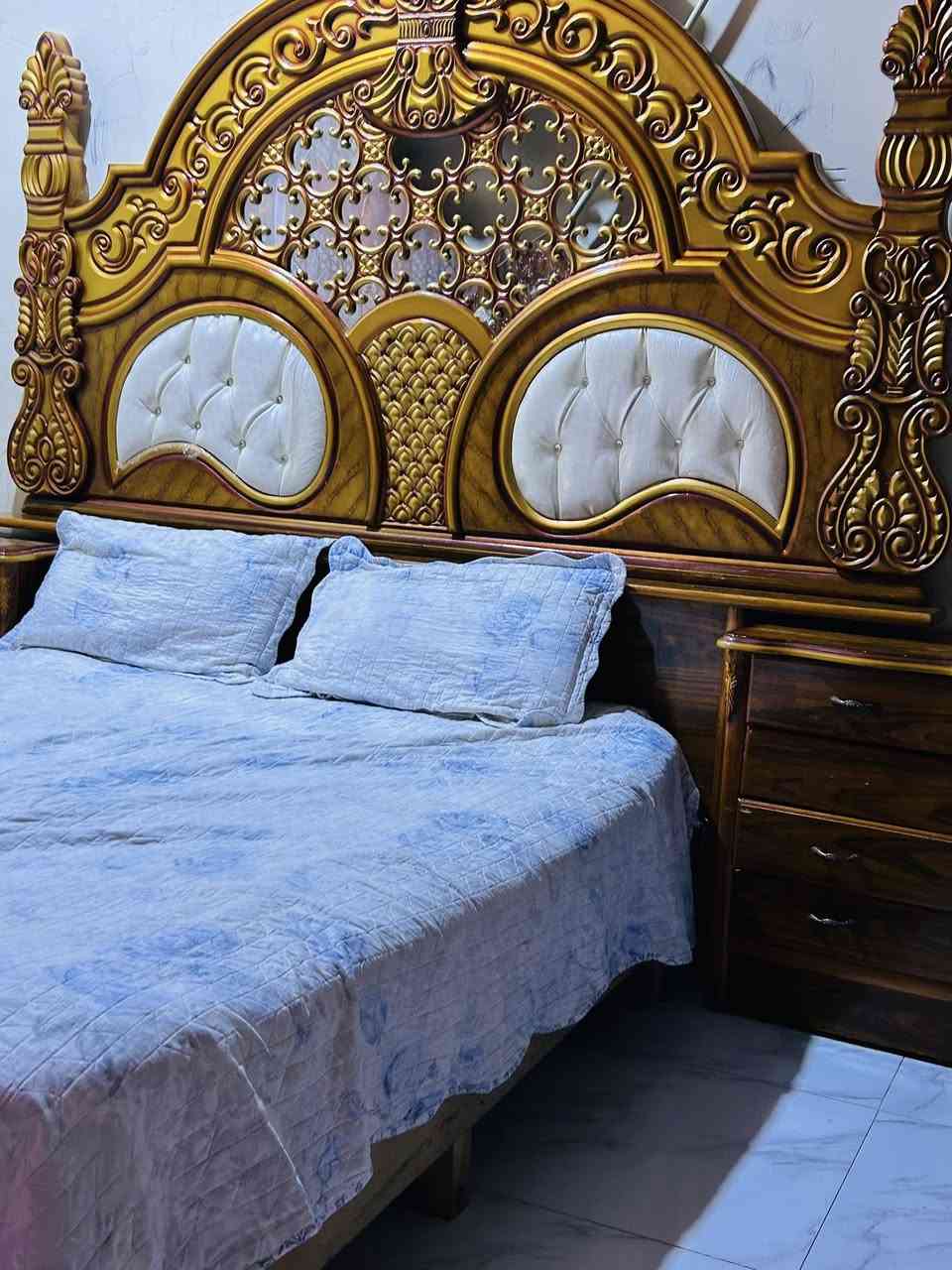غرفه نوم صاج عراقي طابقين ***********
