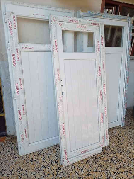 السلام عليكم.. بوب بلاستك قياسات موجوده بالصور كلش نظيفات سعر الواحده 65 وهذا رقمي *********** كركوك
