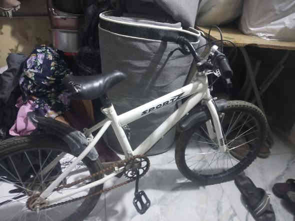 السلام عليكم بايسكل للبيع حجم ٢٠ولا عطل ب٥٠ وبي مجال بغداد الكريعات فرع مصور اربد للاستفسار ***********
