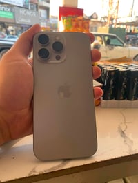 ايفون ١٦ برو ماكس • ذاكره ٢٥٦ • بطاريه ٨٩